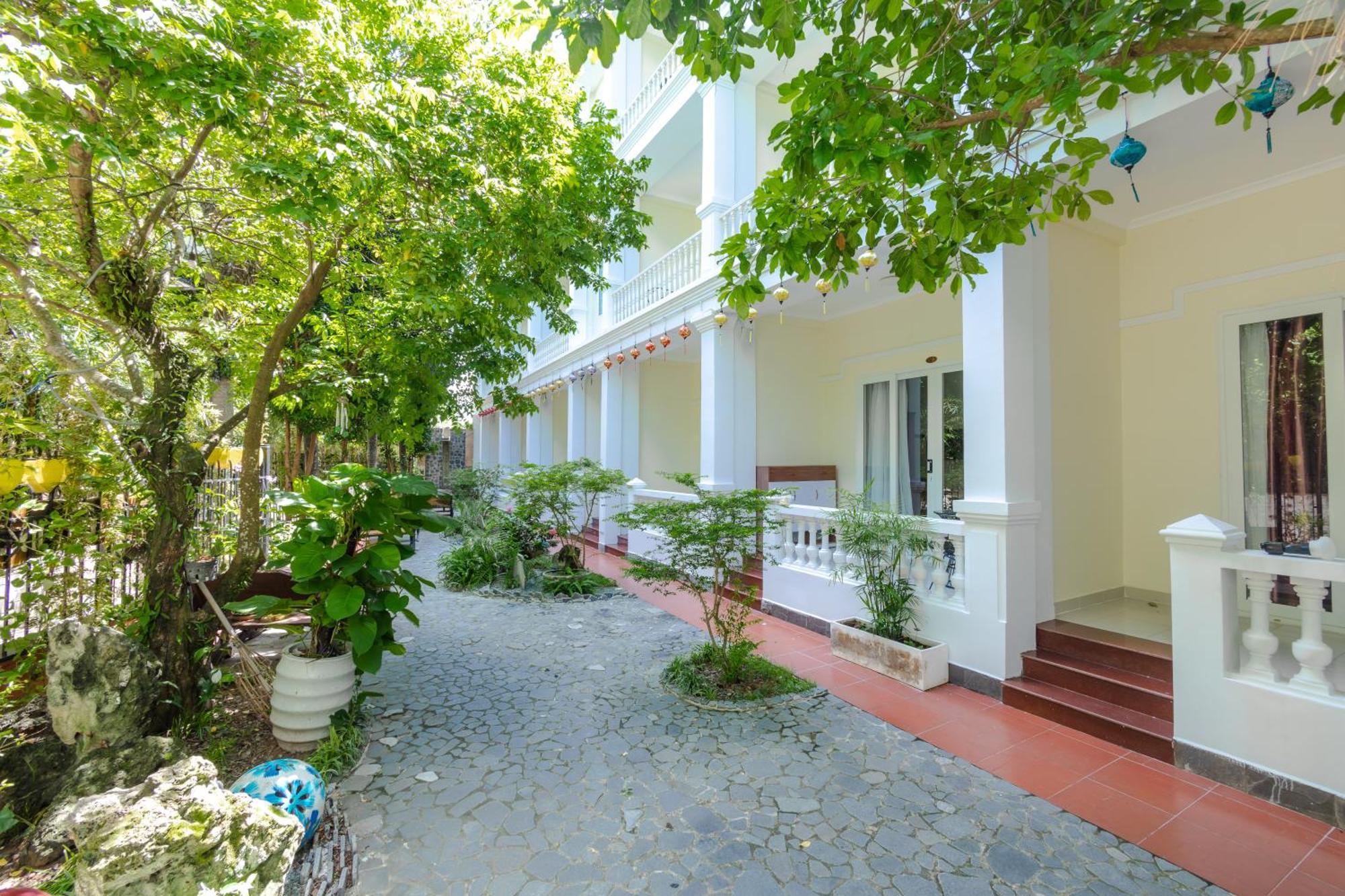T&T Hotel And Spa Дуонг-Донг Экстерьер фото